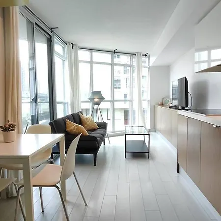 Condo-Walking Distance To Cn Tower, Rogers Centre, Scotiabank Arena
